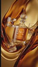 Load and play video in Gallery viewer, 750ml Flat Round Glass Decanter Set with Four 10 oz. Rocks Glasses. Personalized Engraving Gifts shipped from USA.
