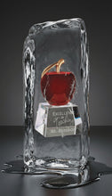 Load and play video in Gallery viewer, 6" Red Crystal Apple with Clear Base, Personalized Engraving Gifts shipped from USA.
